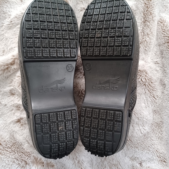 Dansko Professional Clog Black/Silver Geometic Circle Pattern Size 37 or 6.5 US - Picture 8 of 8